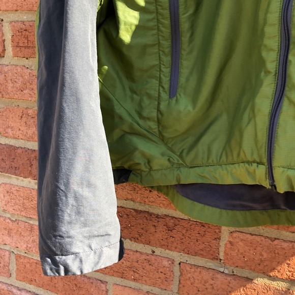 Outdoor Research lined jacket. Size medium. - Picture 3 of 15